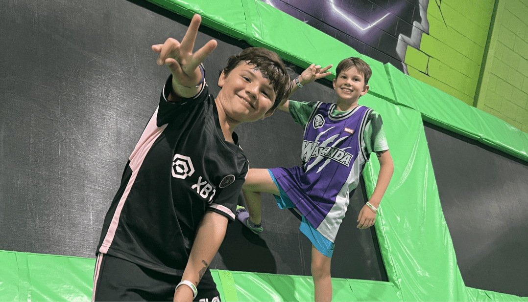 Kids playing in a Indoor Trampoline Park | Flip Out Australia